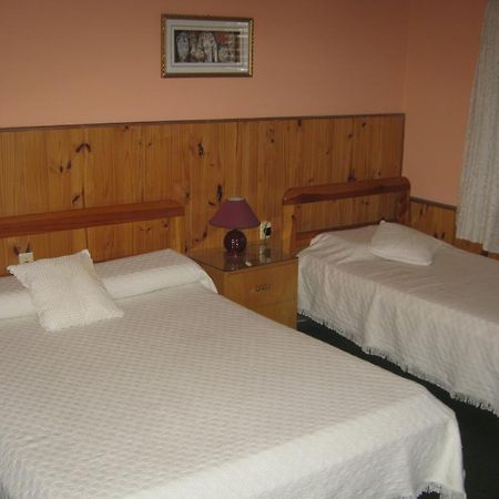 Hotel Riviera Rosario Kamer foto